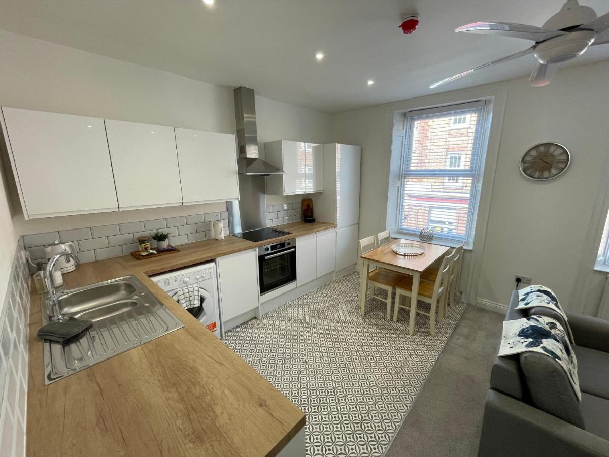 Apartment #2 - At 12 Story St Kingston upon Hull Eksteriør billede